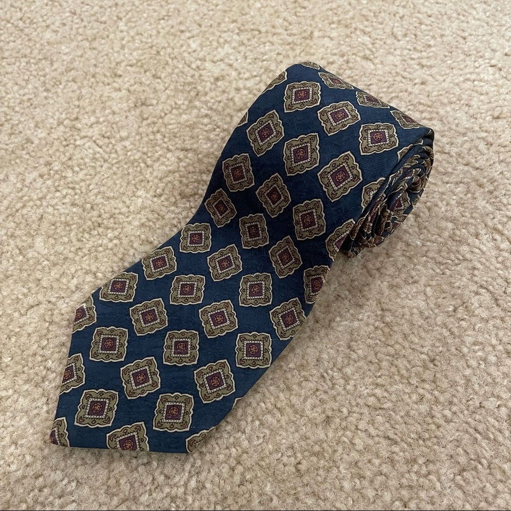Chanel Silk Tie